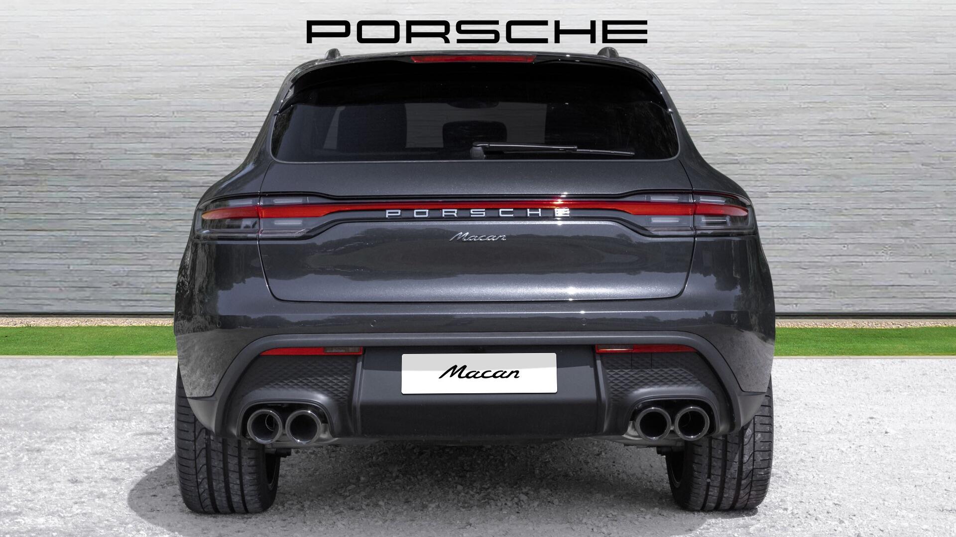 Porsche Macan view 6
