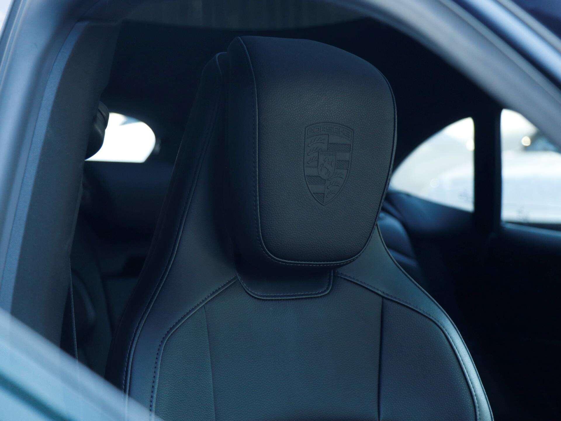 Porsche Taycan view 24
