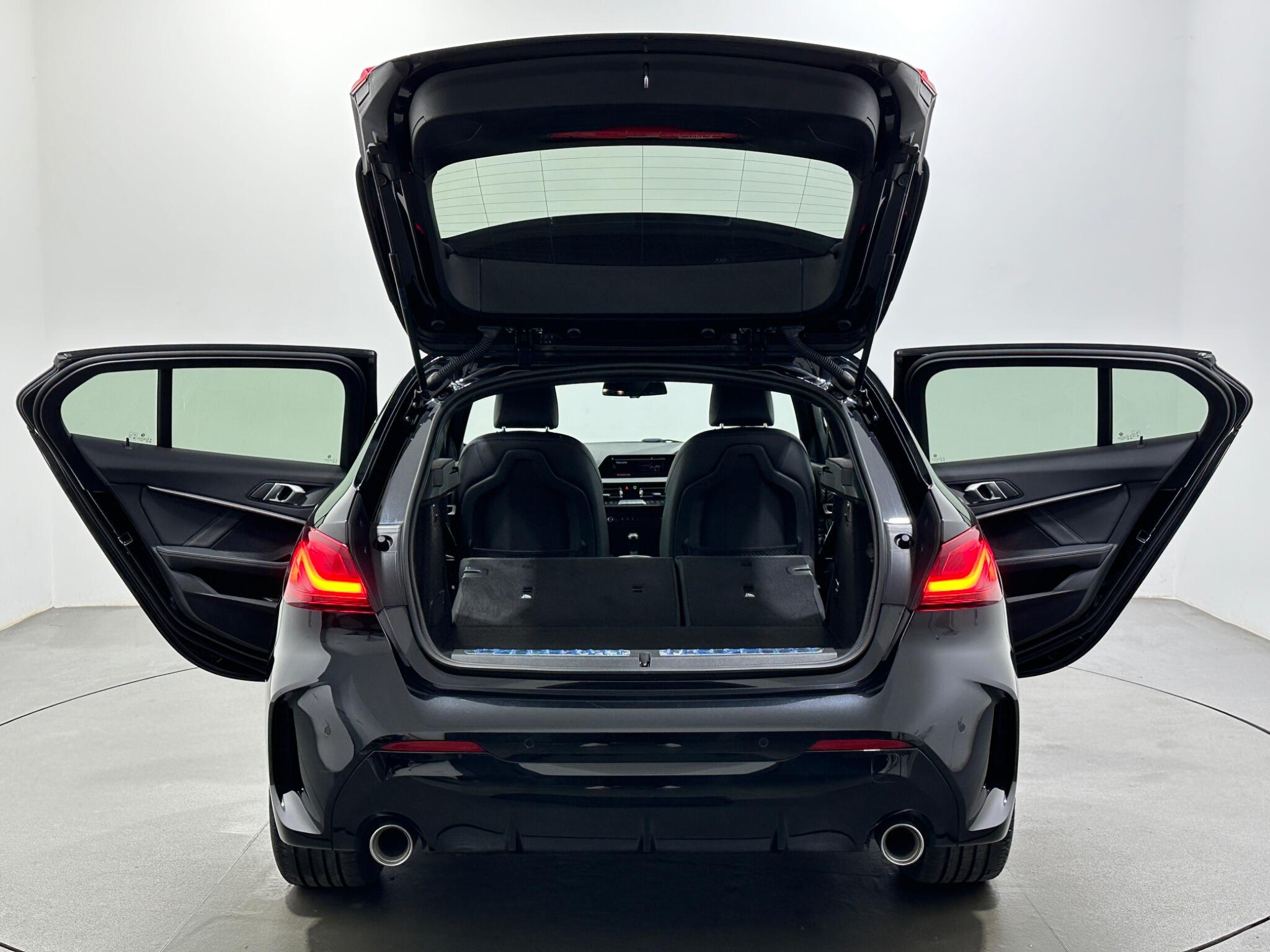 BMW 1 Series view 46