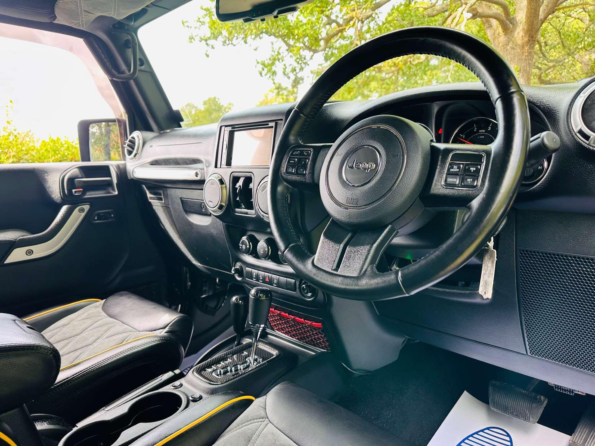 Jeep Wrangler view 26