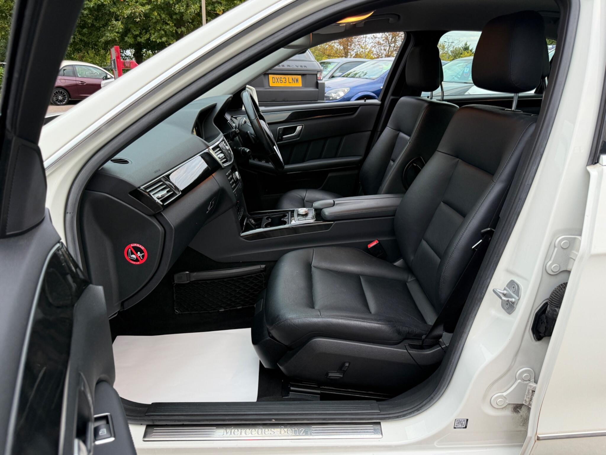 Mercedes-Benz E Class - Image 38