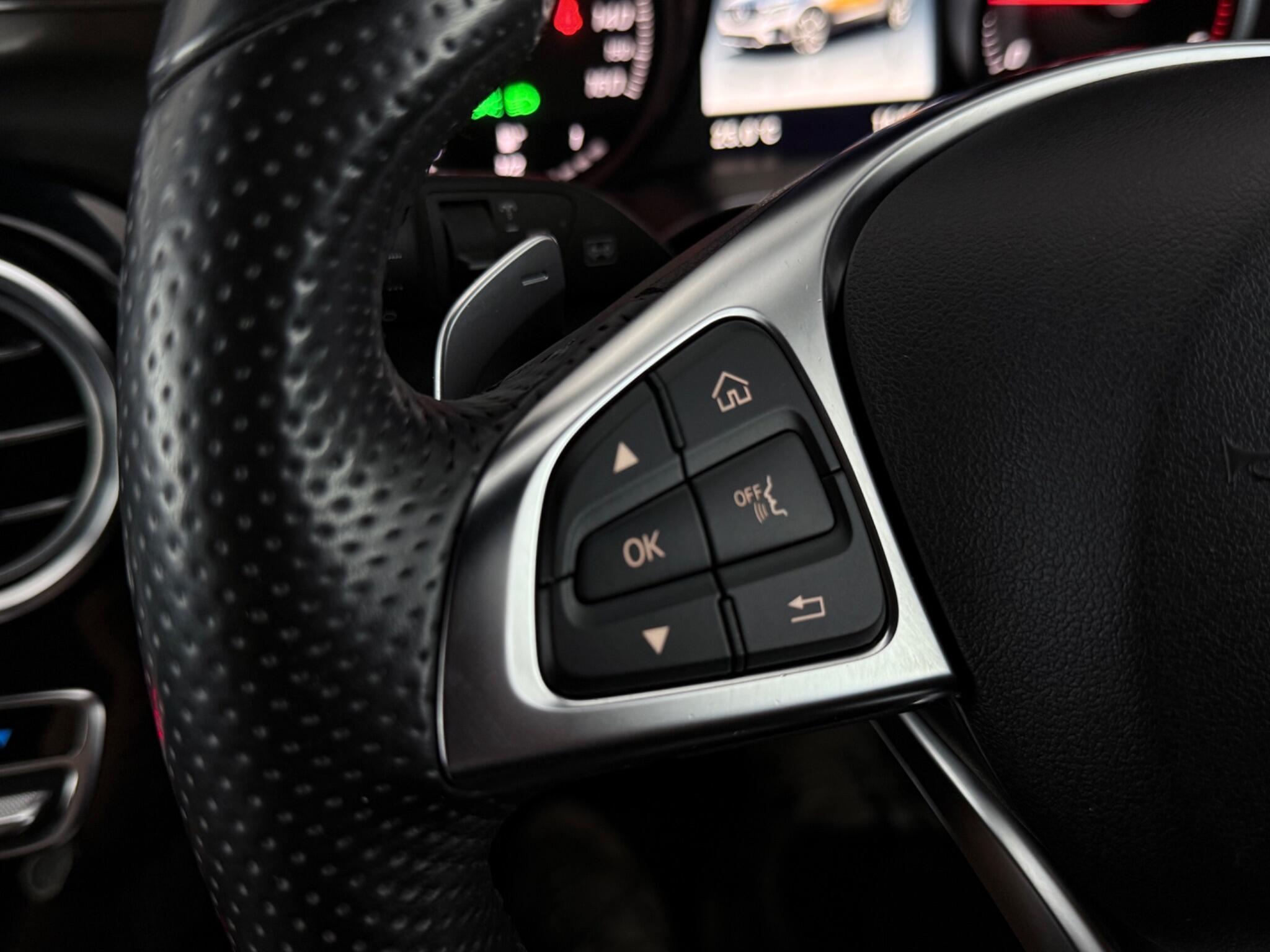 Mercedes-Benz GLC view 15