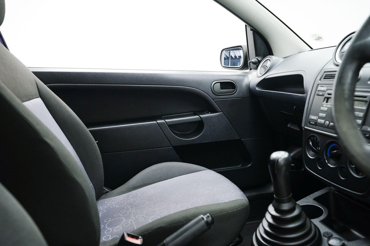 Ford Fiesta view 15