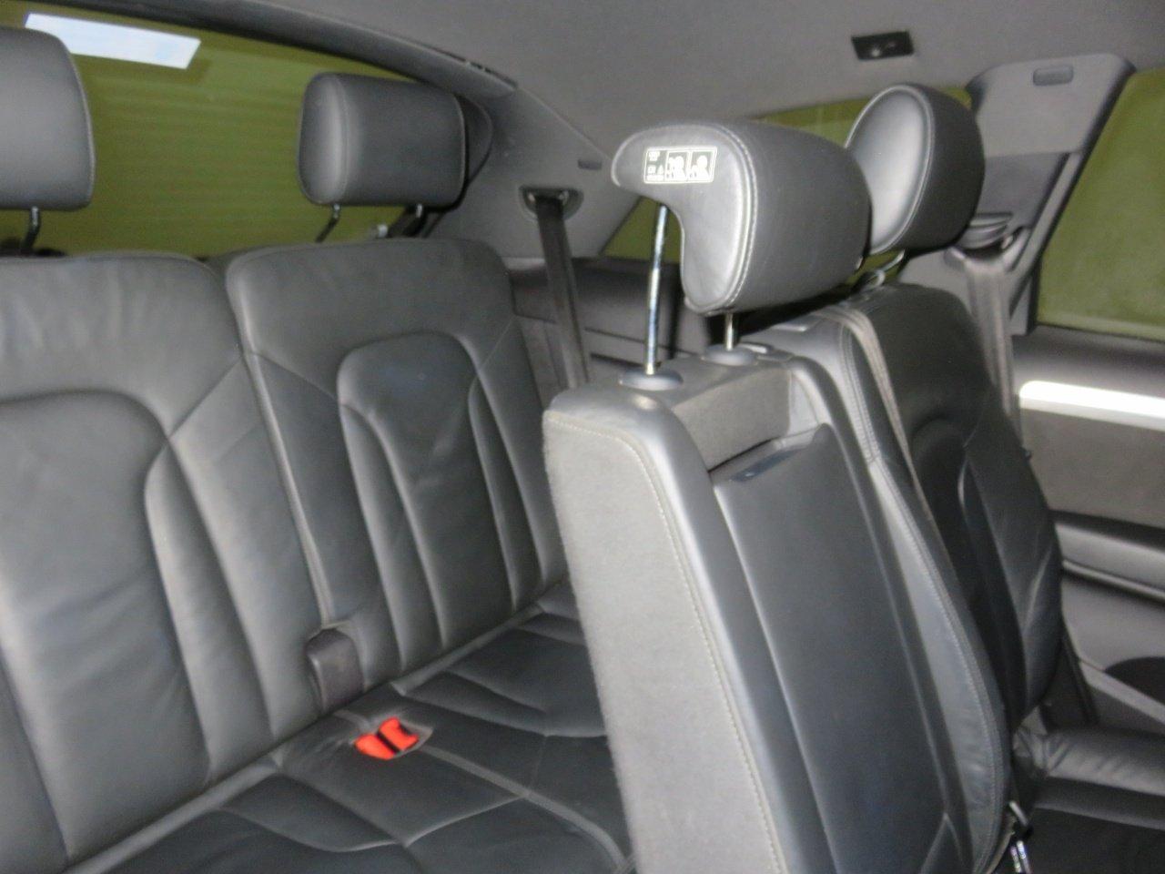 Audi Q7 view 55