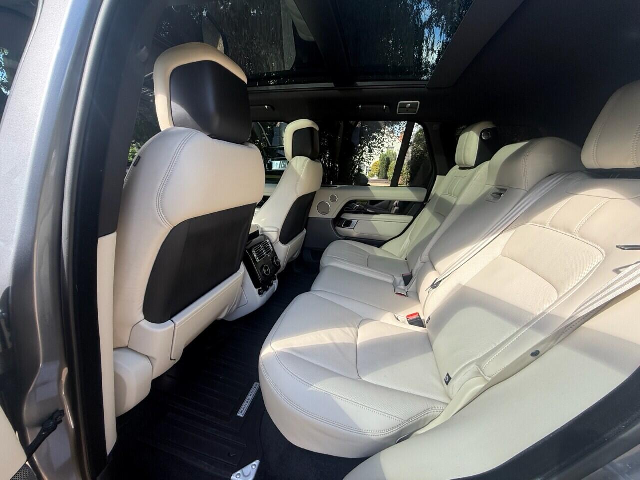 Land Rover Range Rover view 7