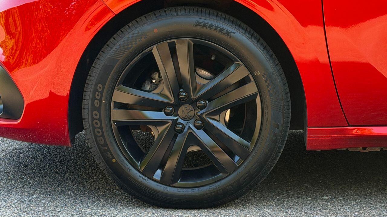 Peugeot 208 view 38