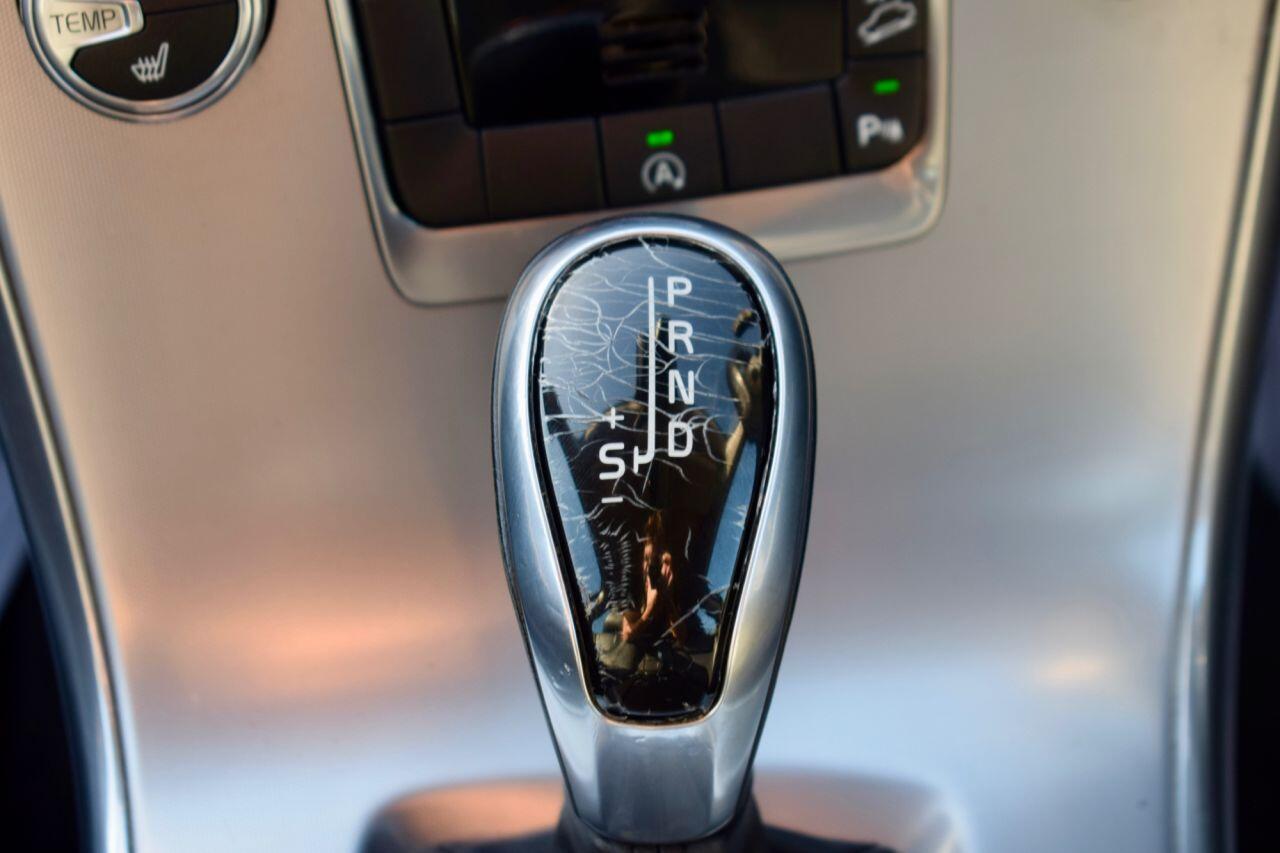 Volvo XC60 view 49