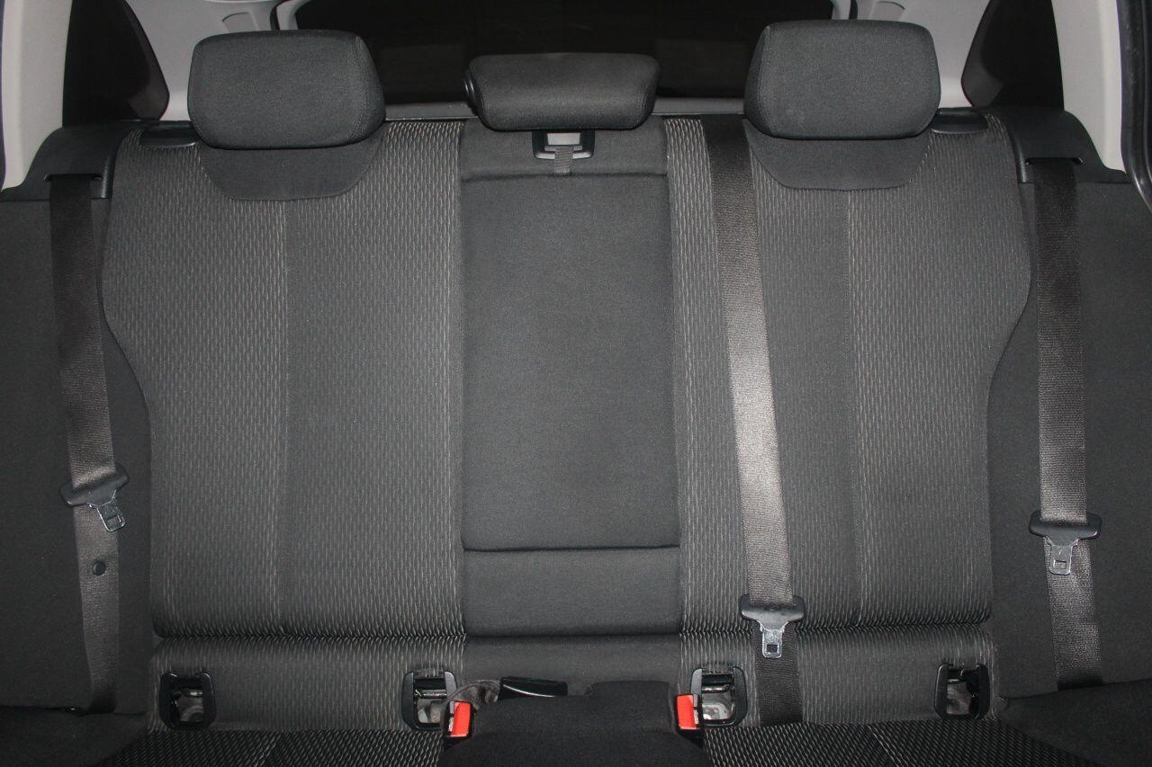 BMW 3 Series view 52