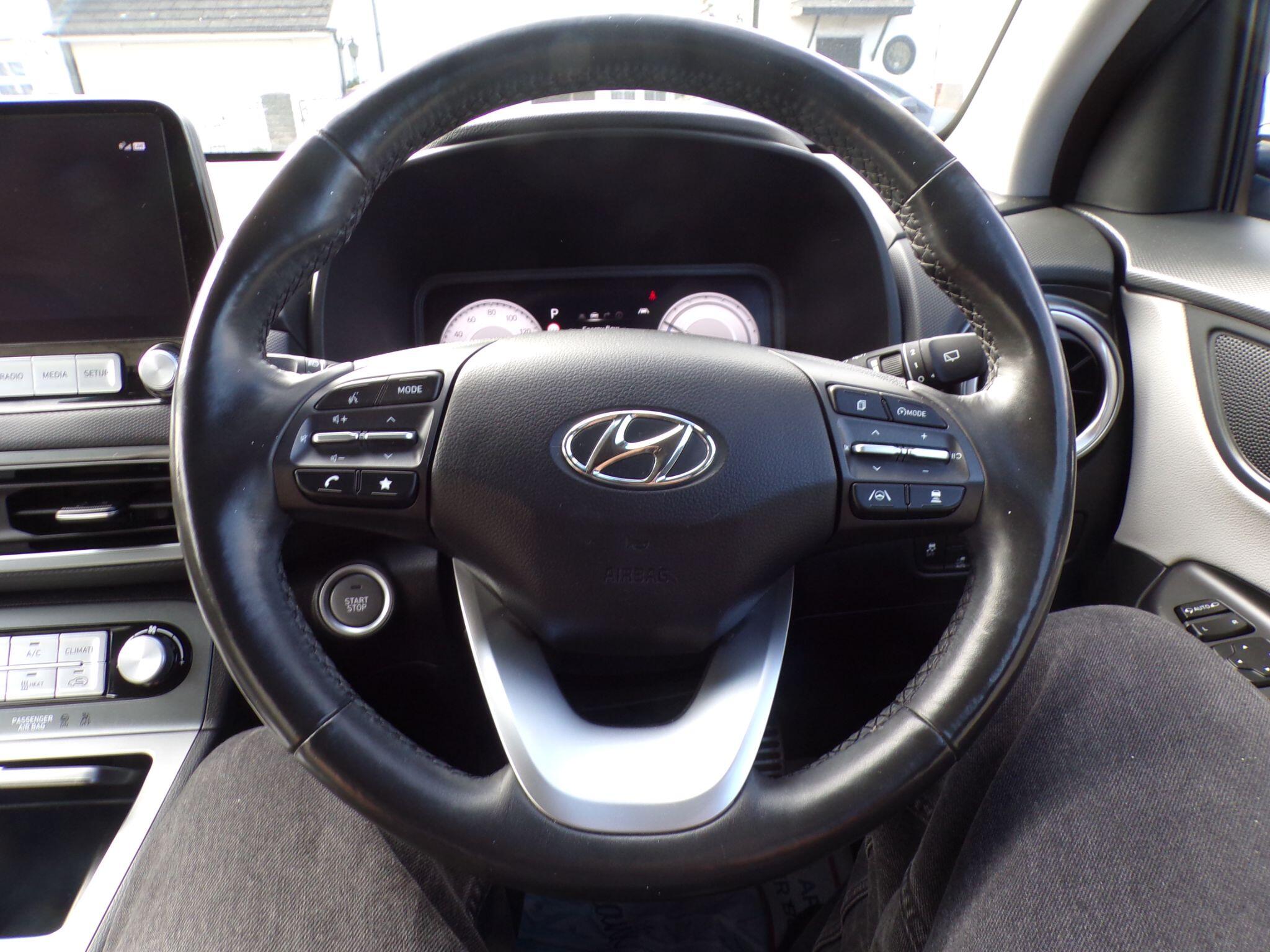 Hyundai Kona view 30