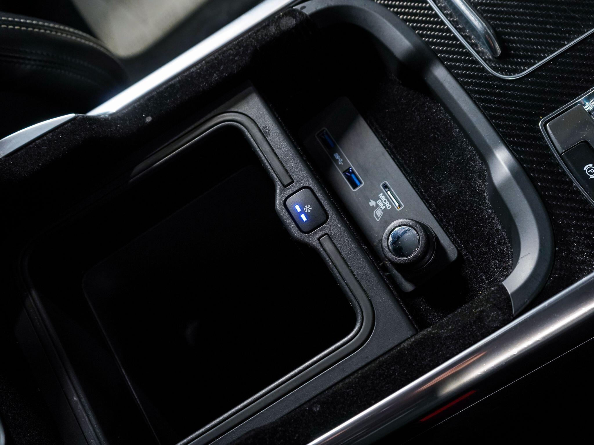 Land Rover Range Rover Sport view 19