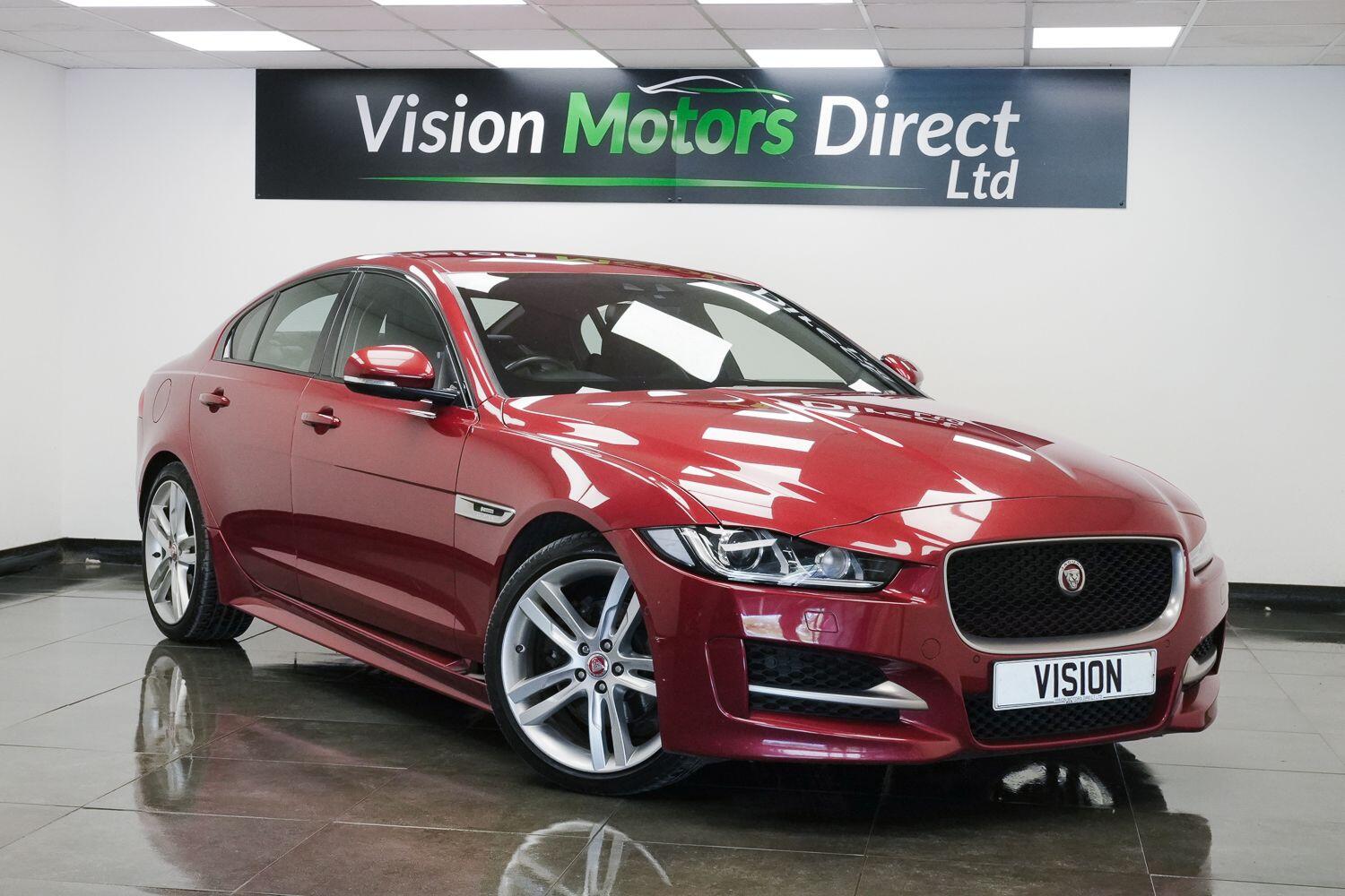 Jaguar Xe main image
