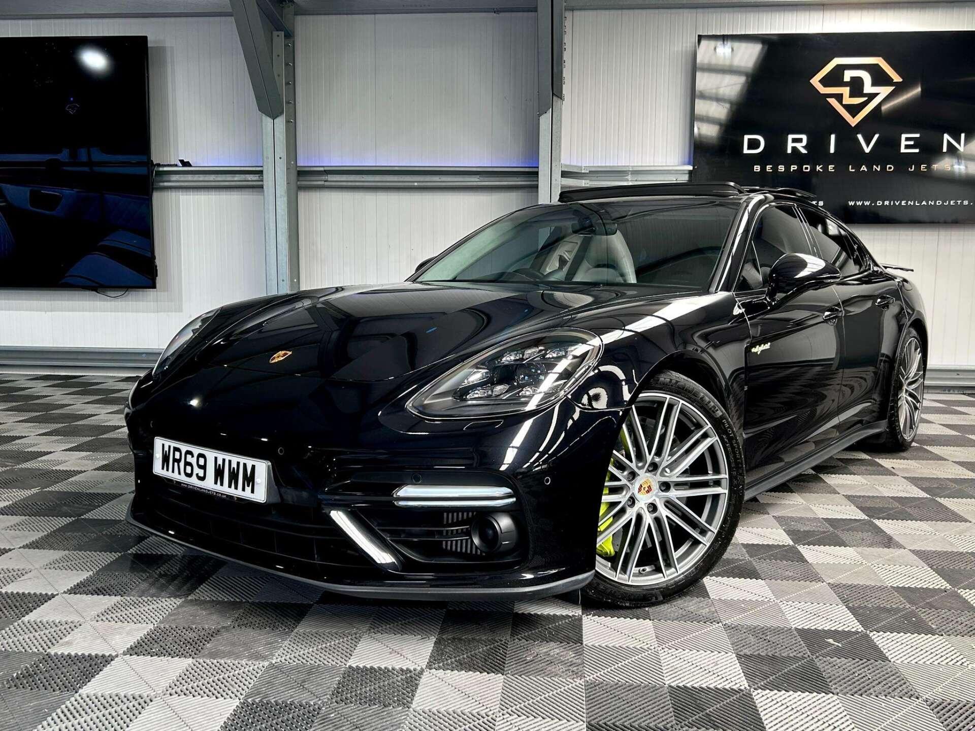 Porsche Panamera view 8