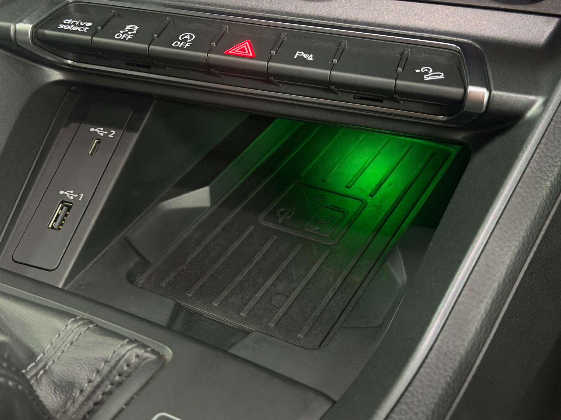 Audi RS Q3 view 54