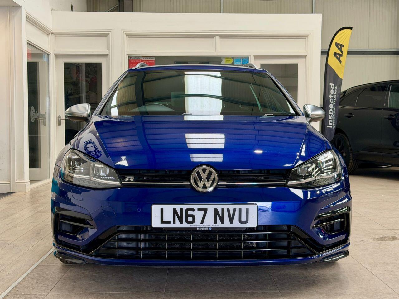 Volkswagen Golf view 6
