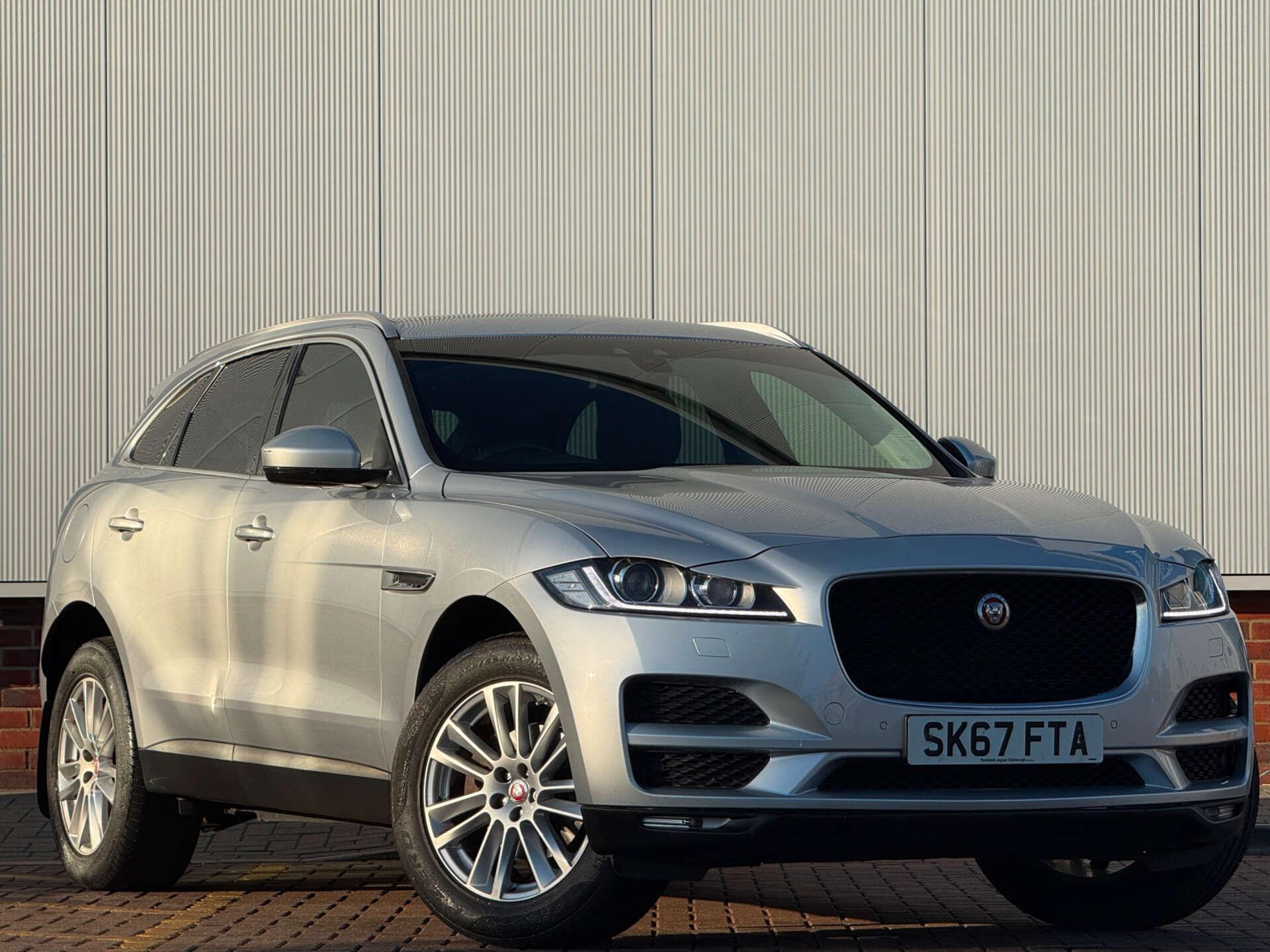 Jaguar F-Pace main image