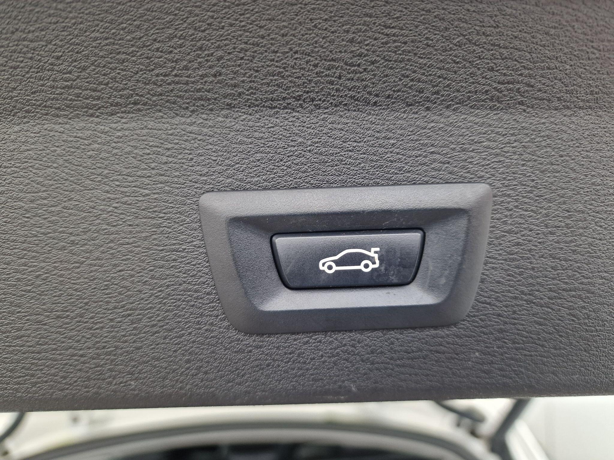 BMW X1 view 34