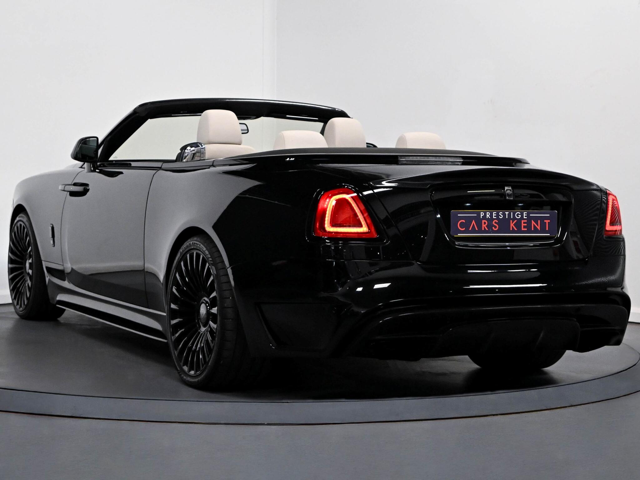 Rolls-Royce Dawn view 9