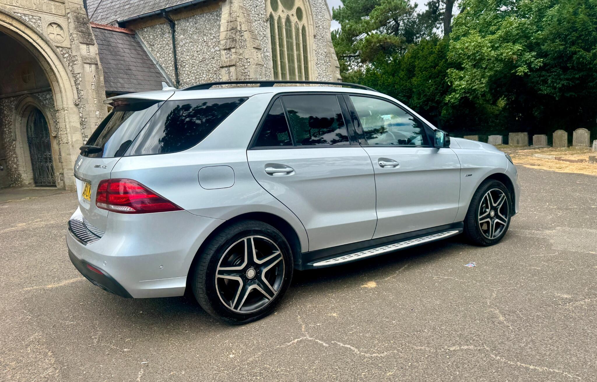 Mercedes-Benz Gle view 19