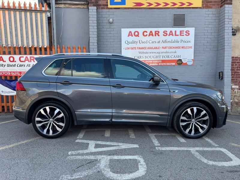 Volkswagen Tiguan view 8