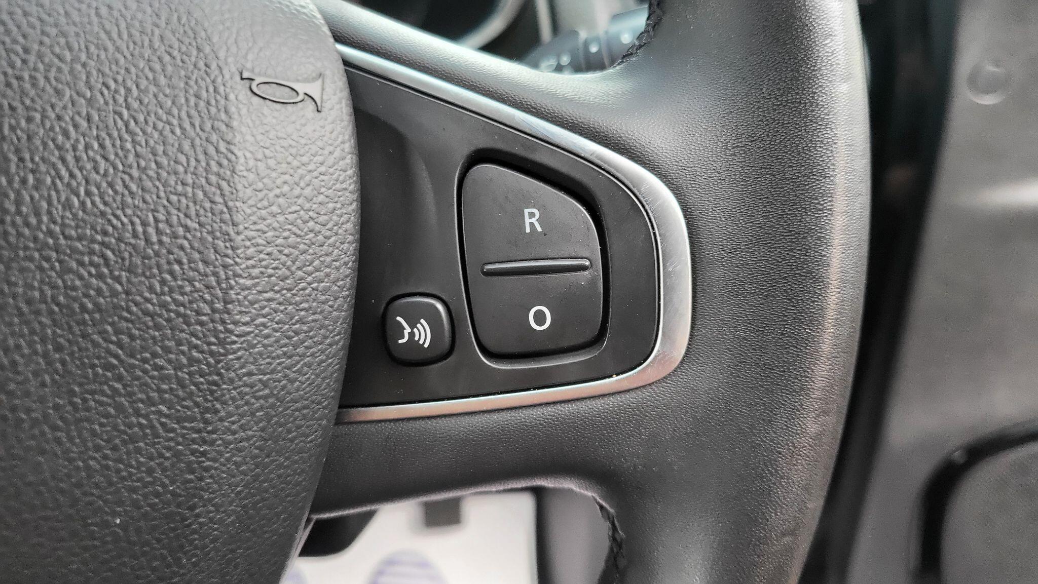 Renault Clio view 17