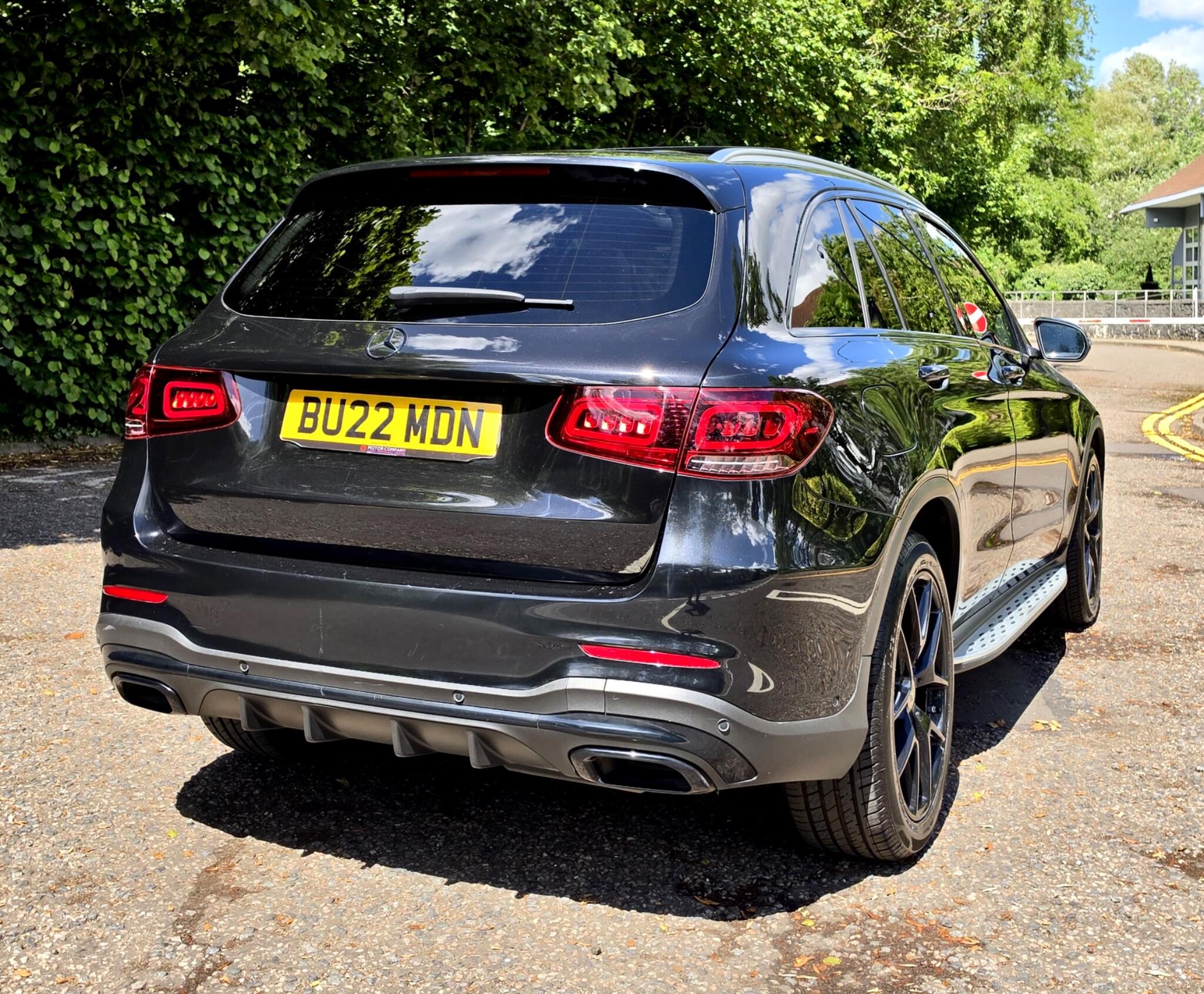 Mercedes-Benz GLC view 3