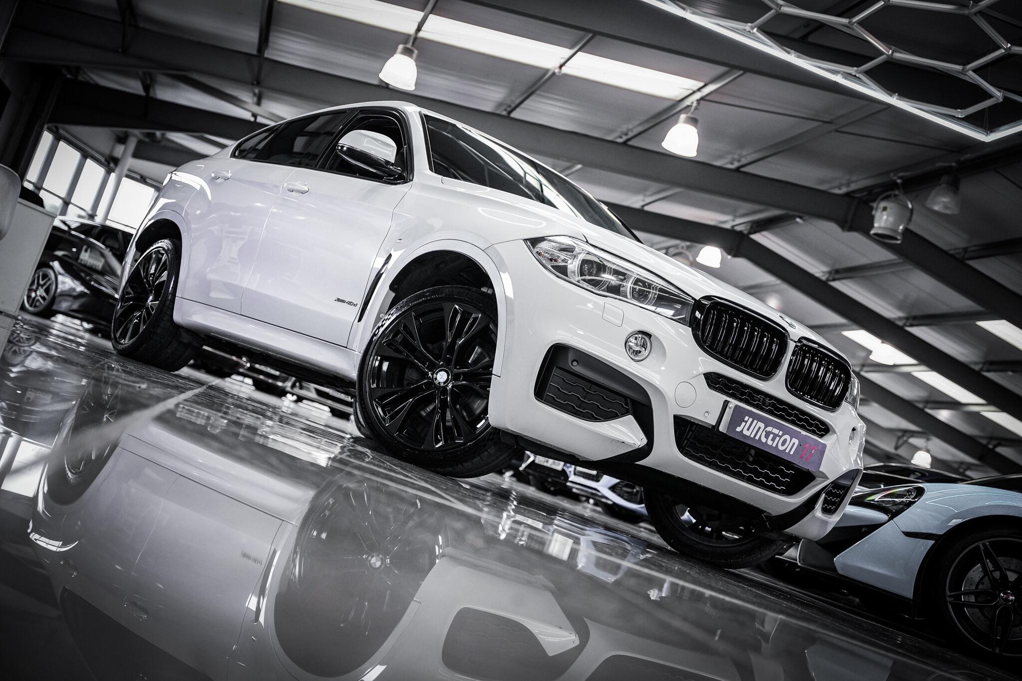 BMW X6 view 9