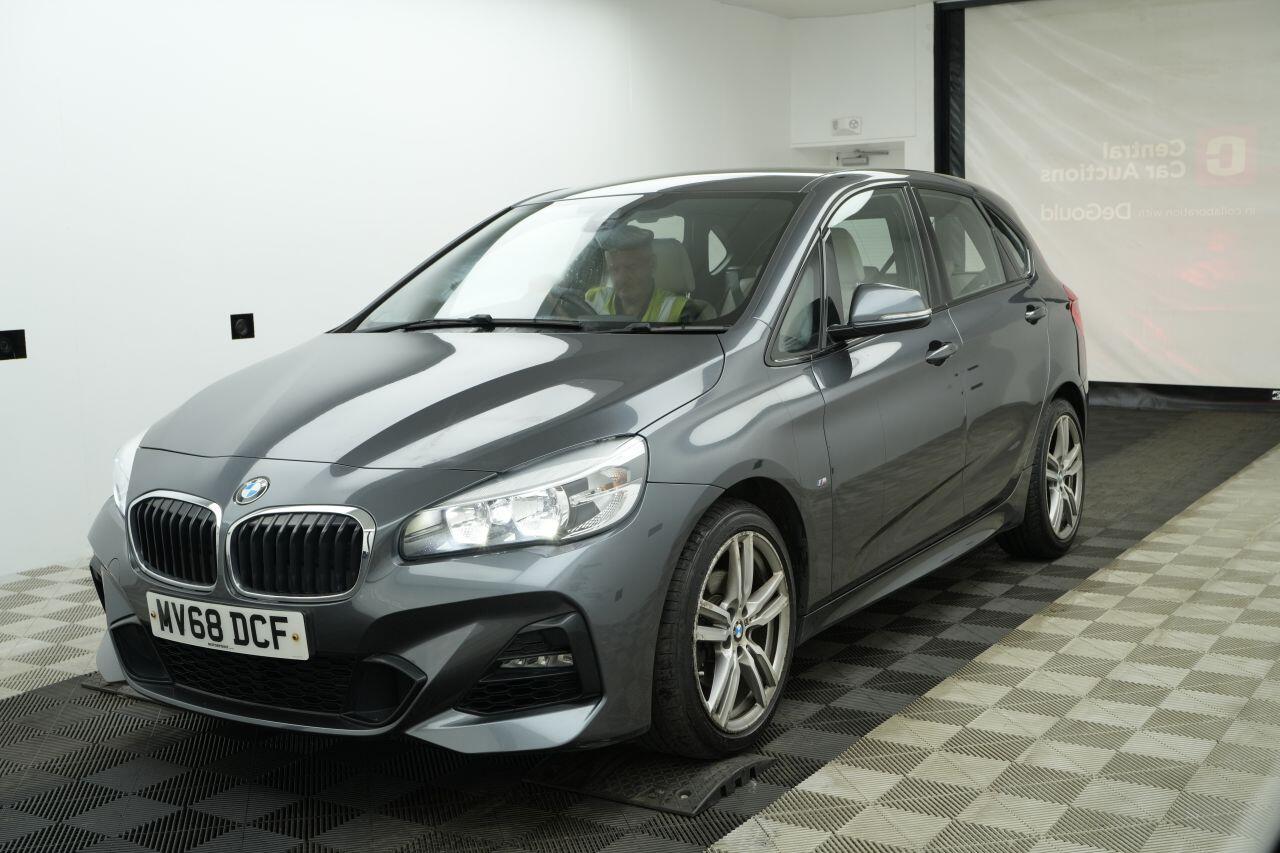 BMW 2 Series Active Tourer view 2