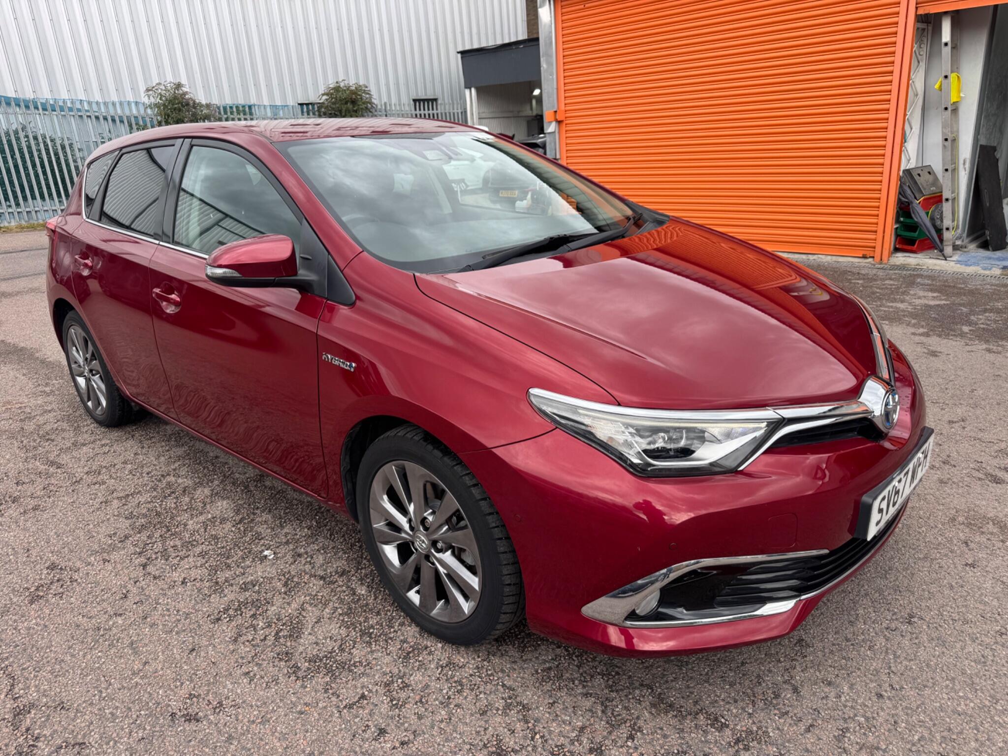 Toyota Auris main image