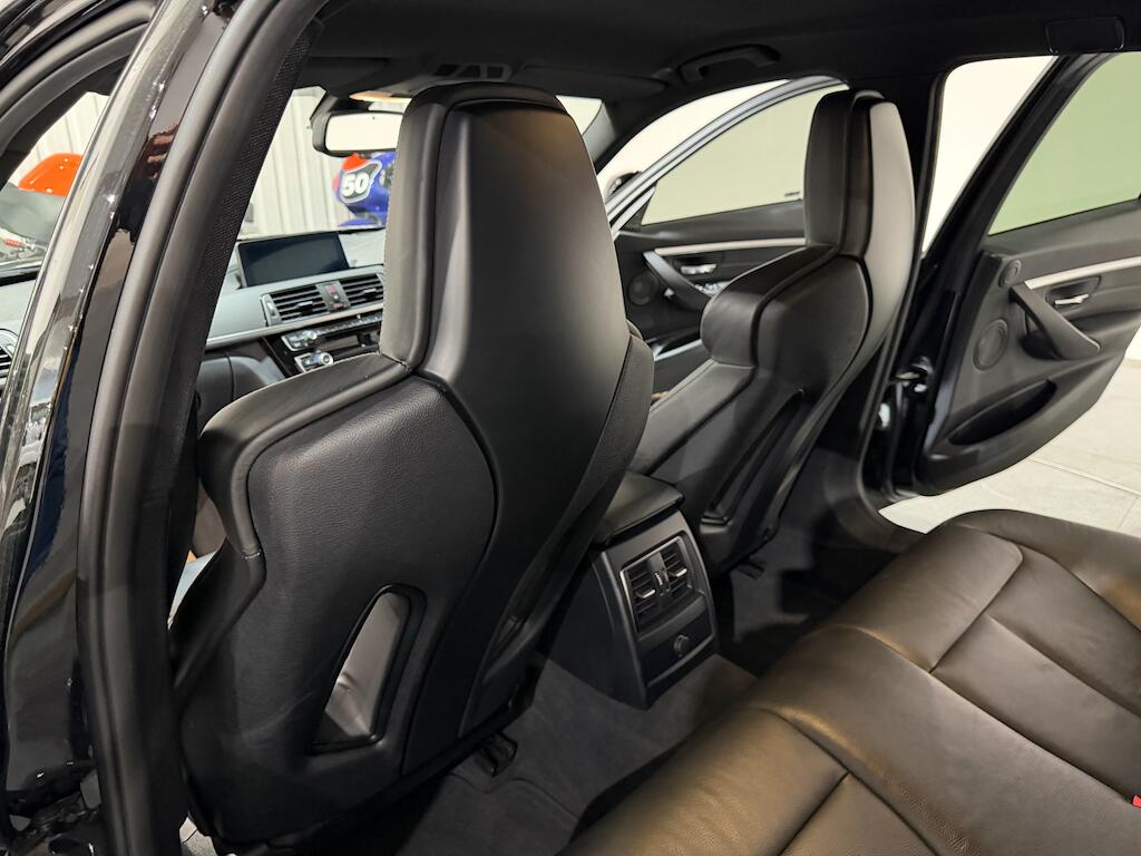 BMW 3 Series view 47