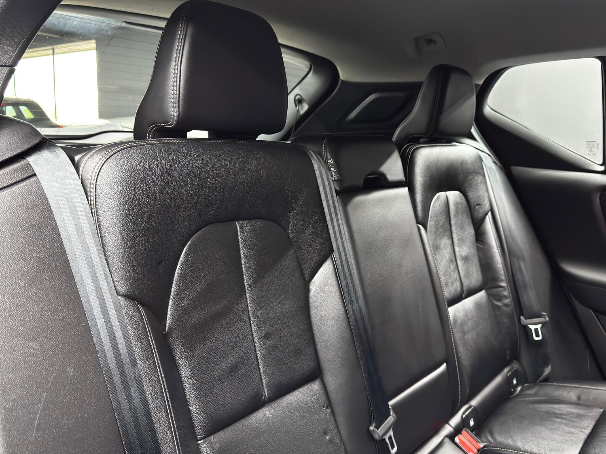 Volvo XC40 view 15