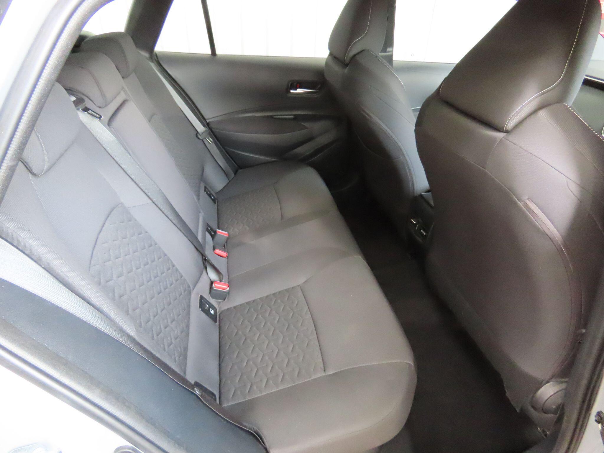 Toyota Corolla view 8