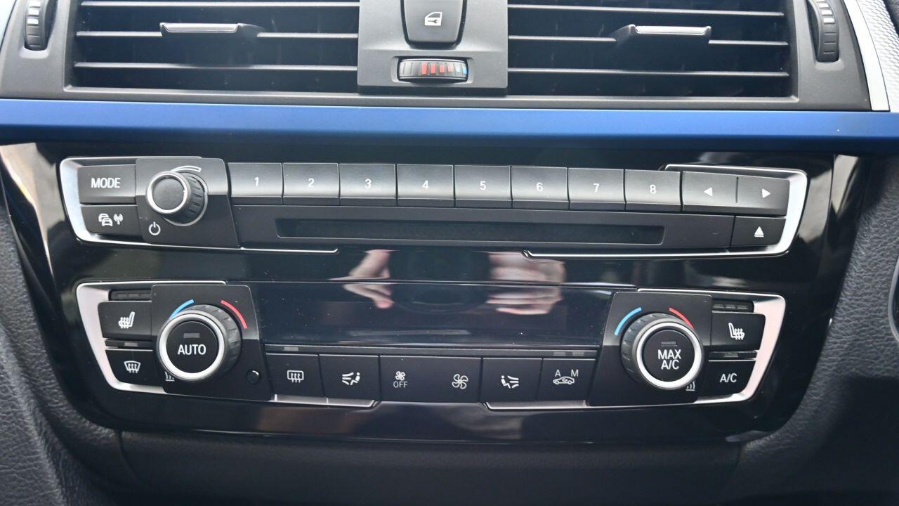 BMW 3 Series view 35
