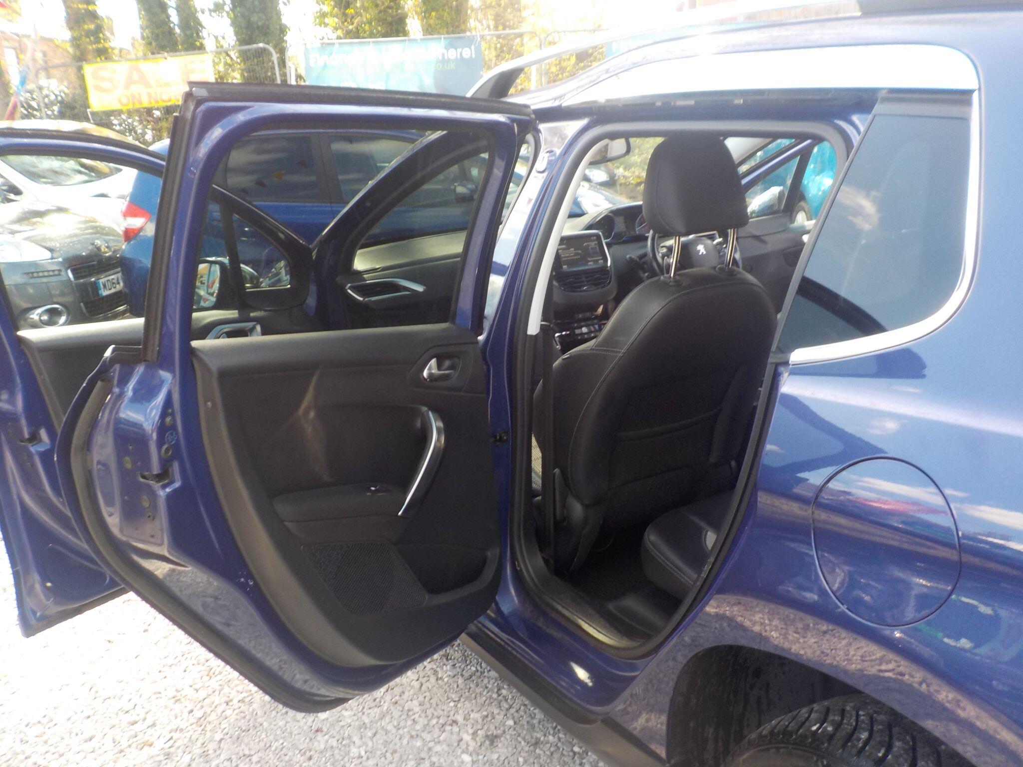 Peugeot 2008 1.6 e-HDi Allure Euro 5 (s/s) 5dr