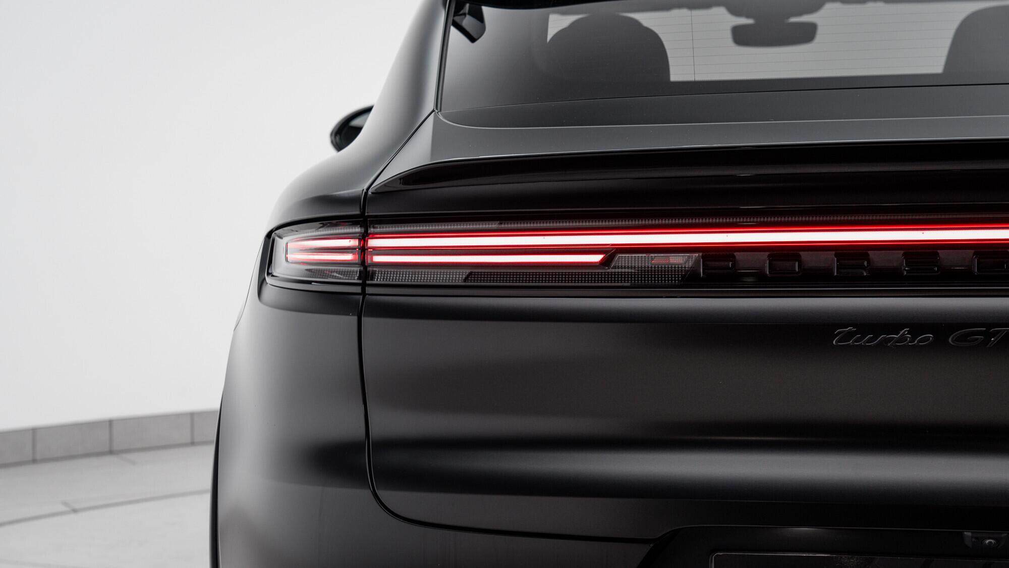 Porsche Cayenne view 13
