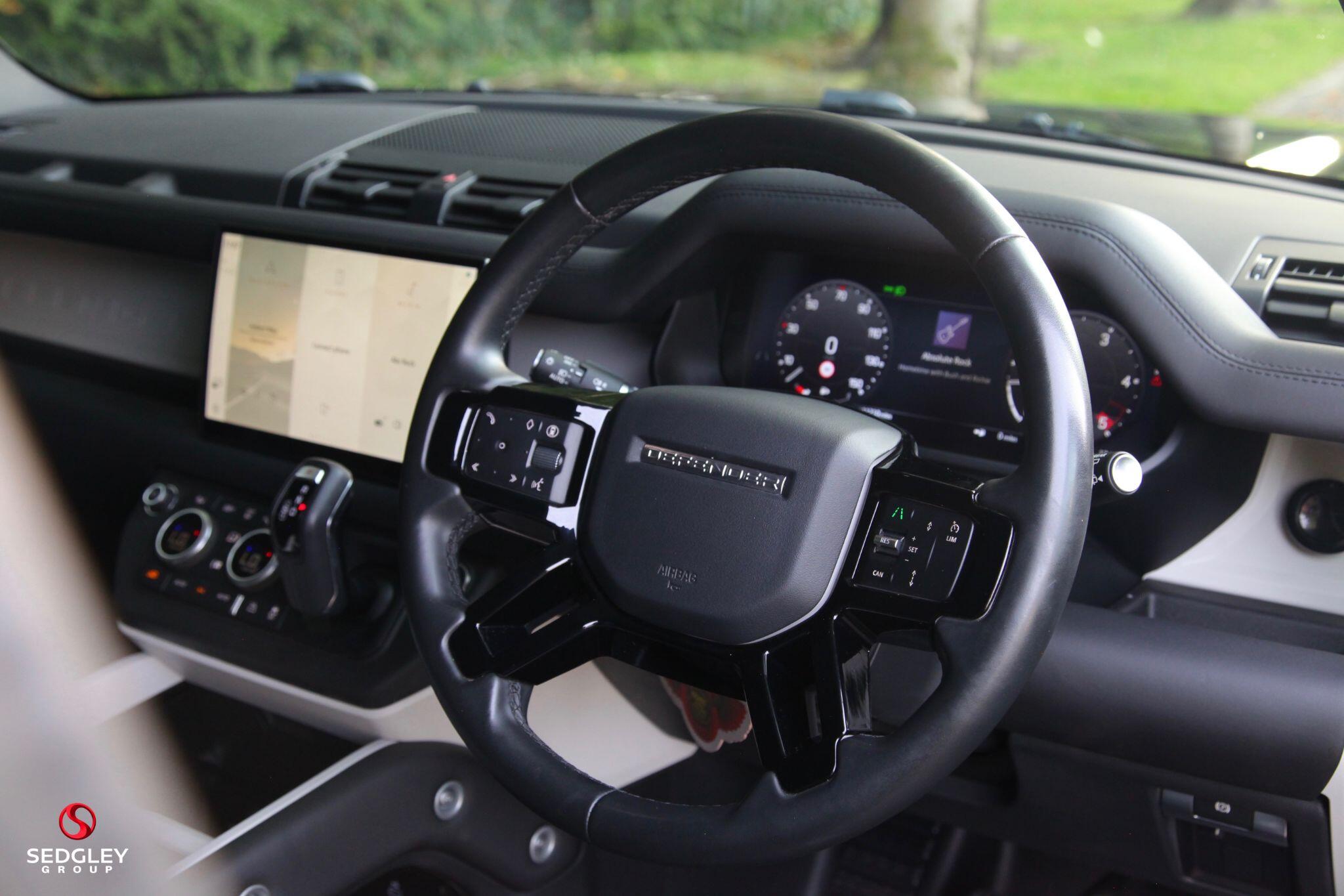 Land Rover Defender view 21