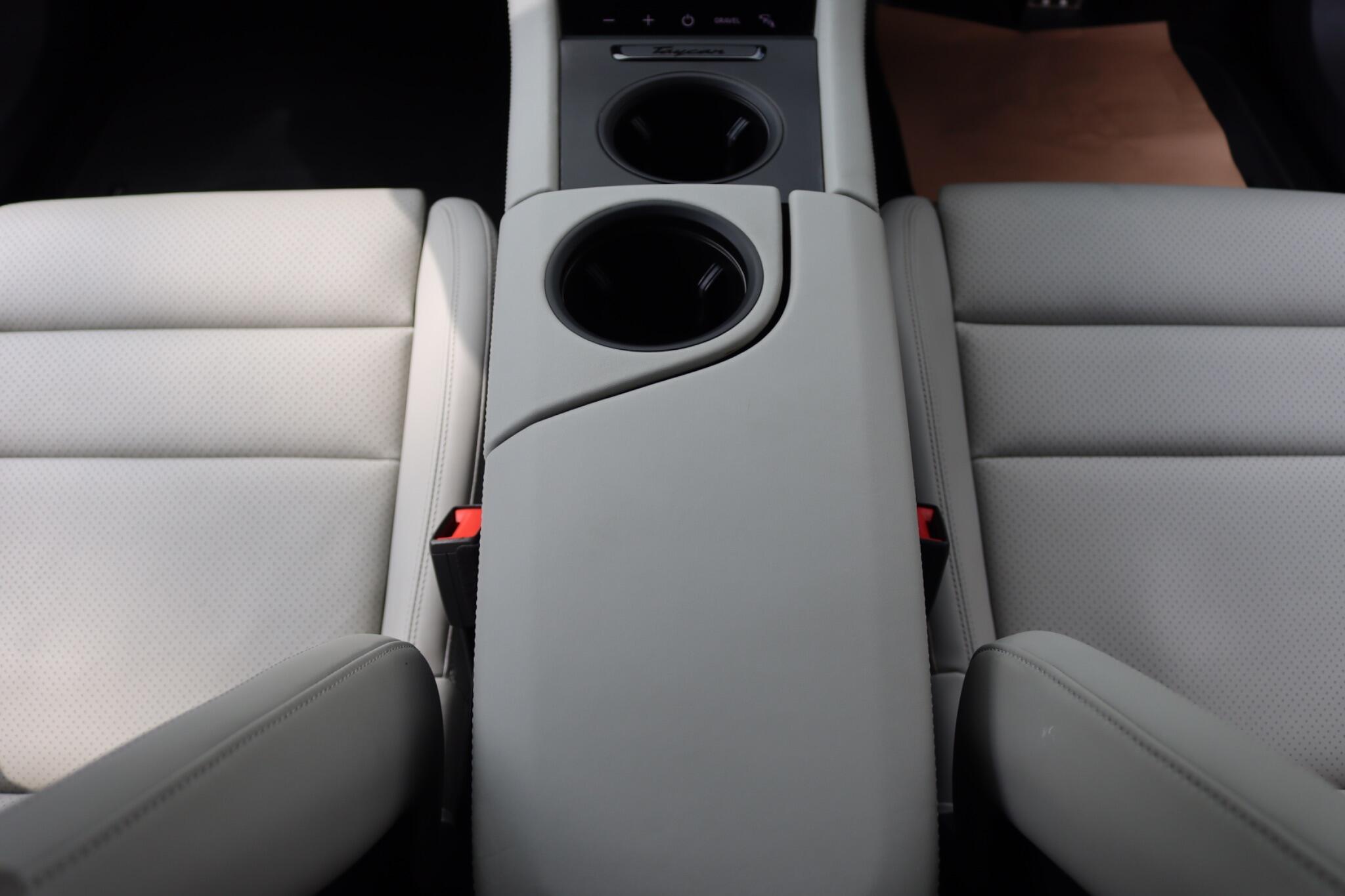 Porsche Taycan view 78