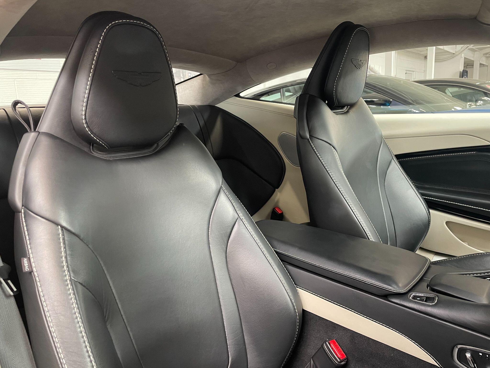 Aston Martin DB11 view 10