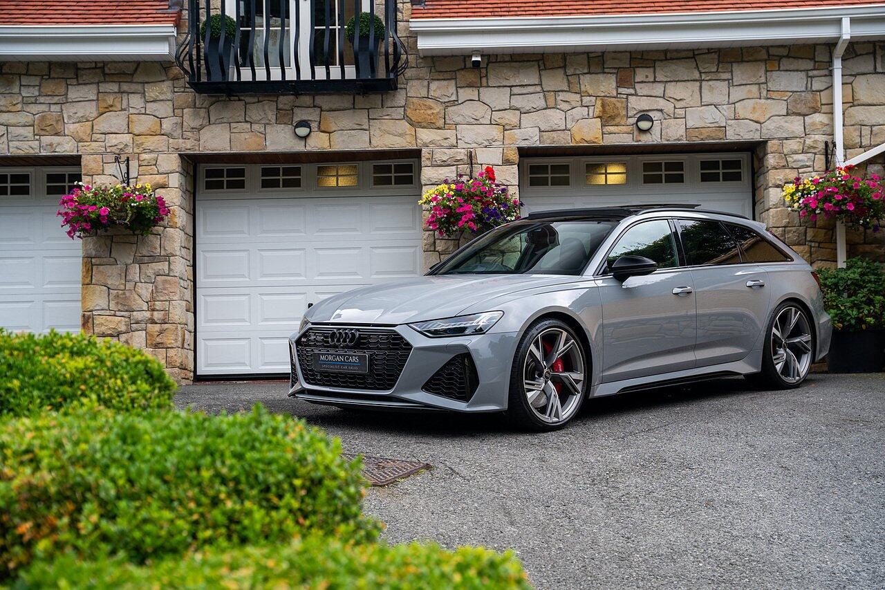 Audi RS6 view 38