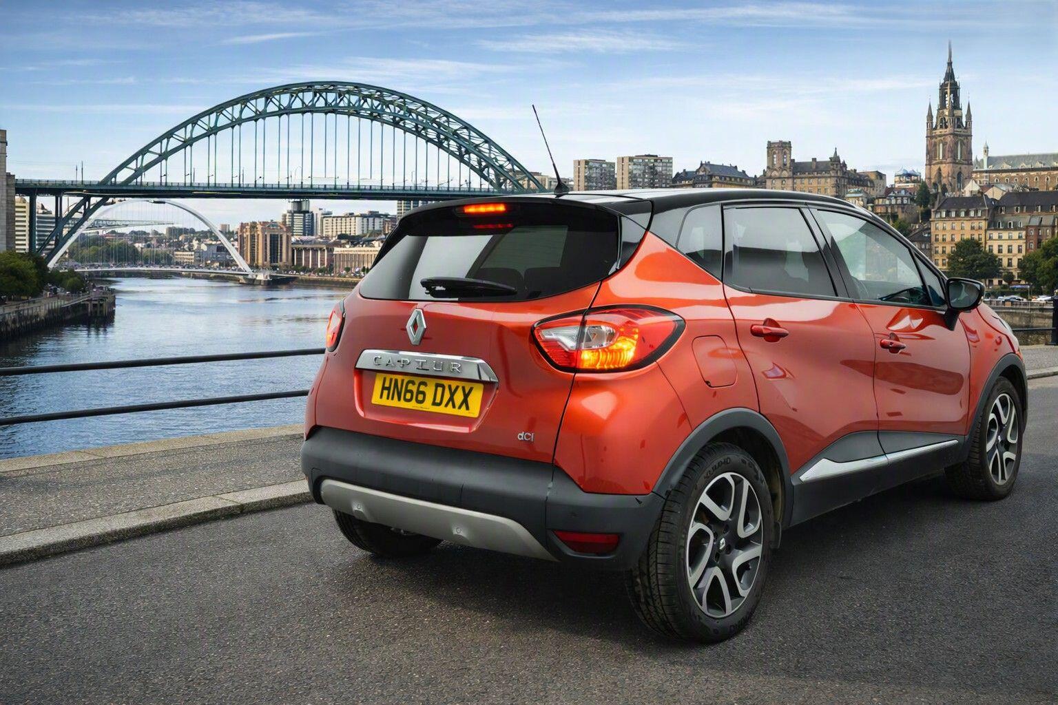 Renault Captur view 2