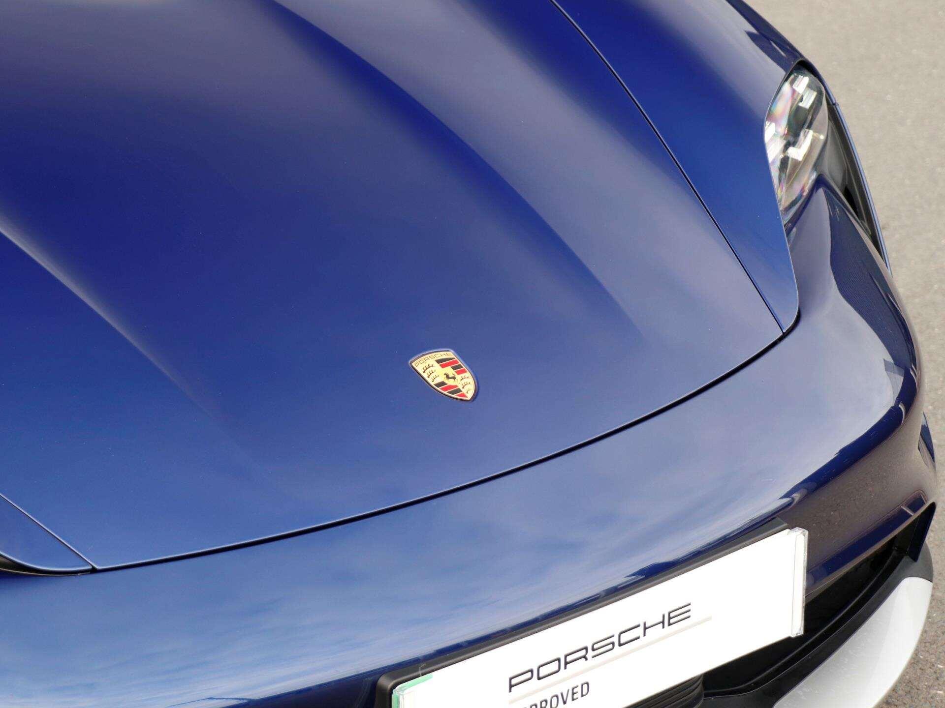 Porsche Taycan view 34