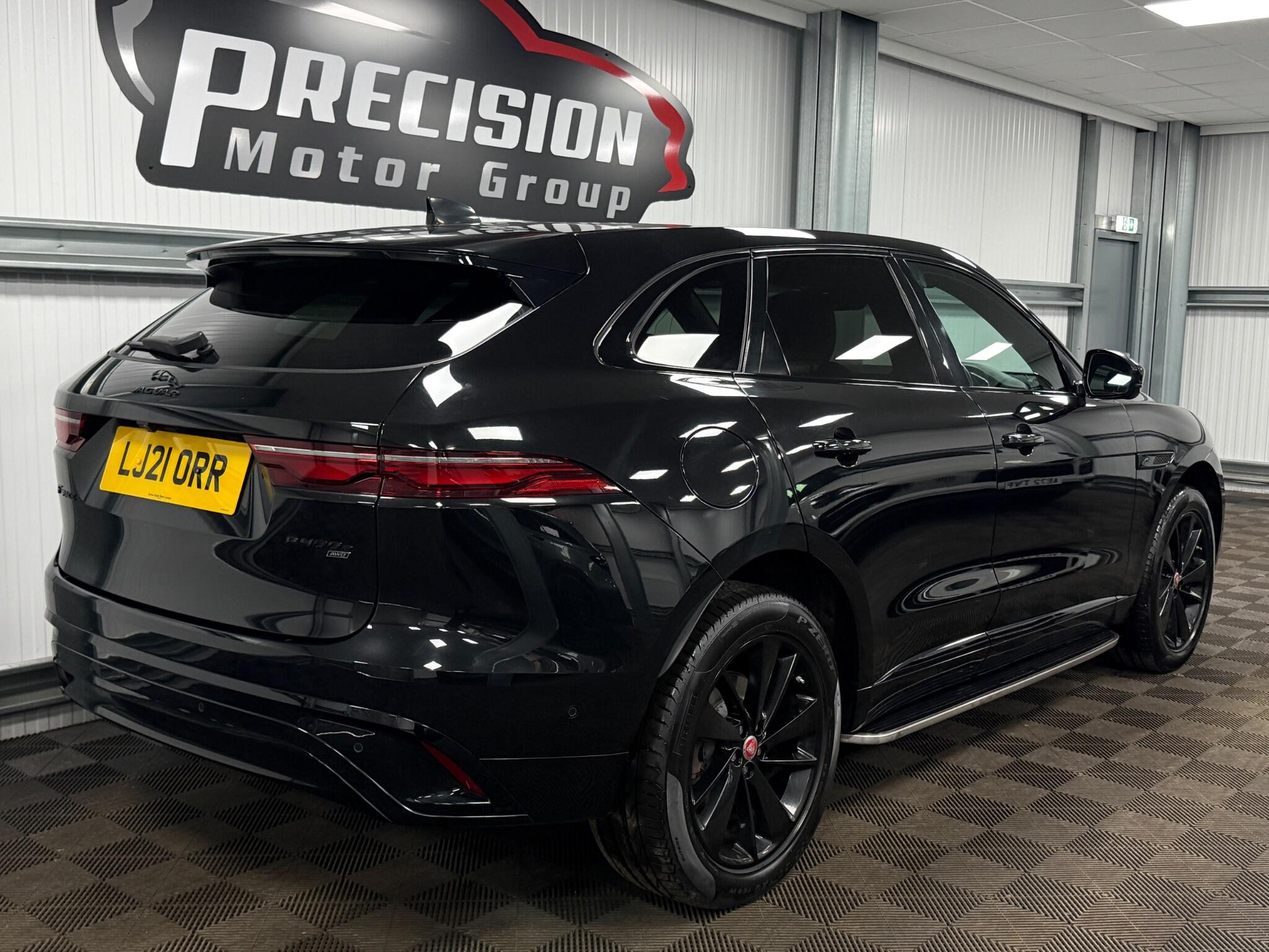 Jaguar F-Pace view 14