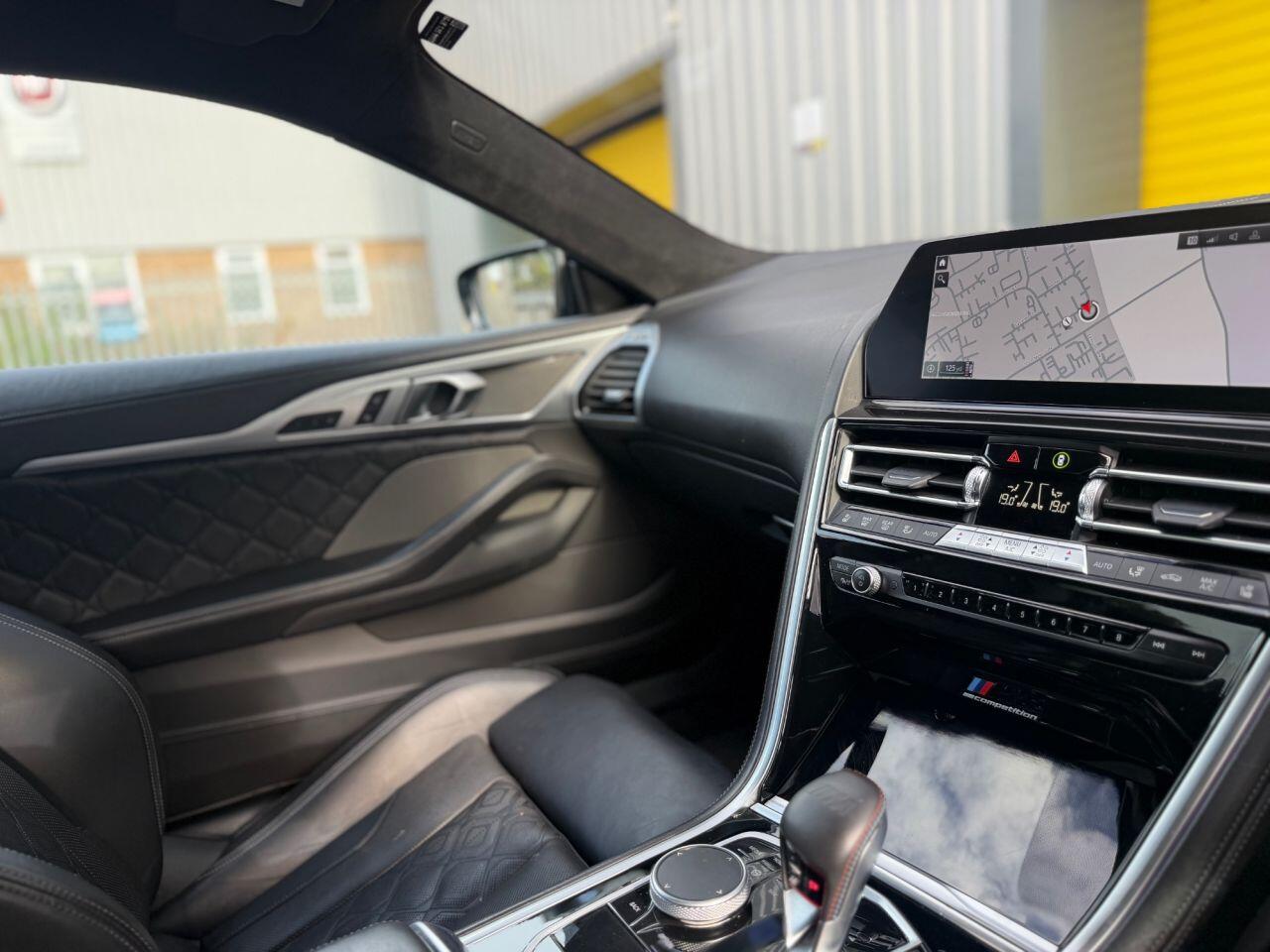 BMW M8 view 30