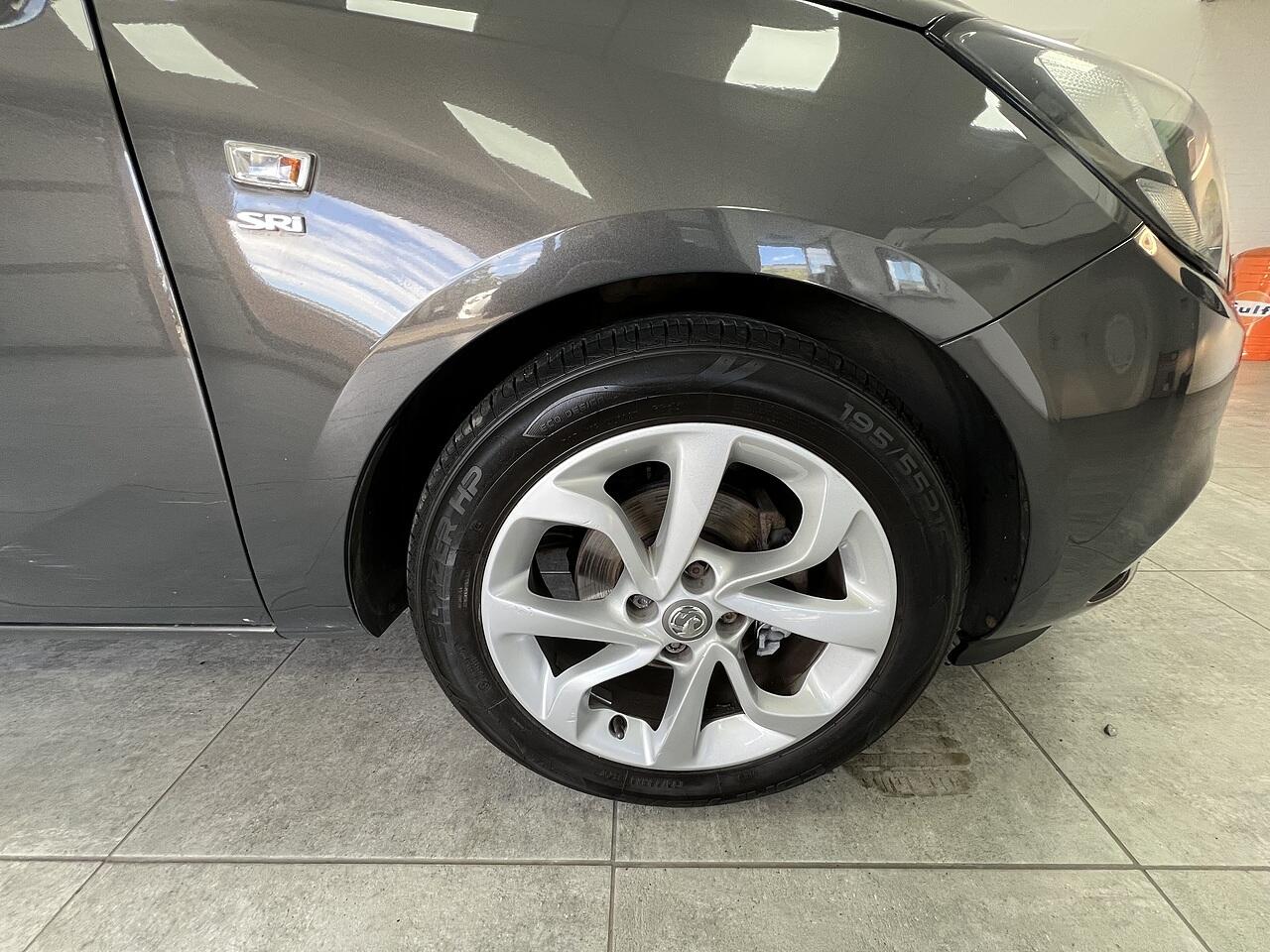 Vauxhall Corsa view 21