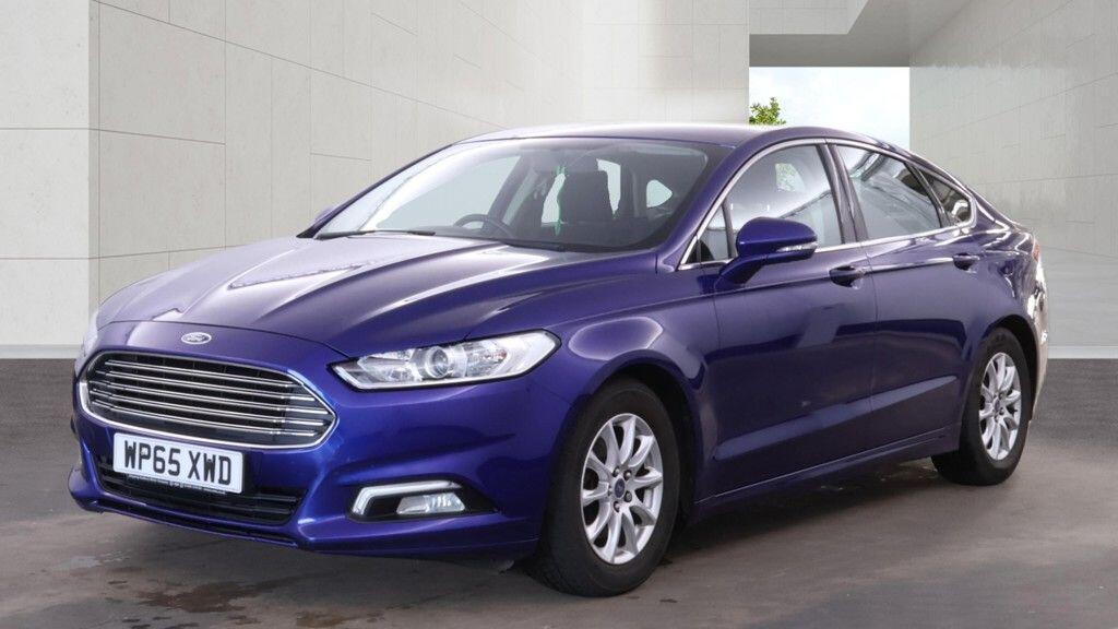 Ford Mondeo view 13