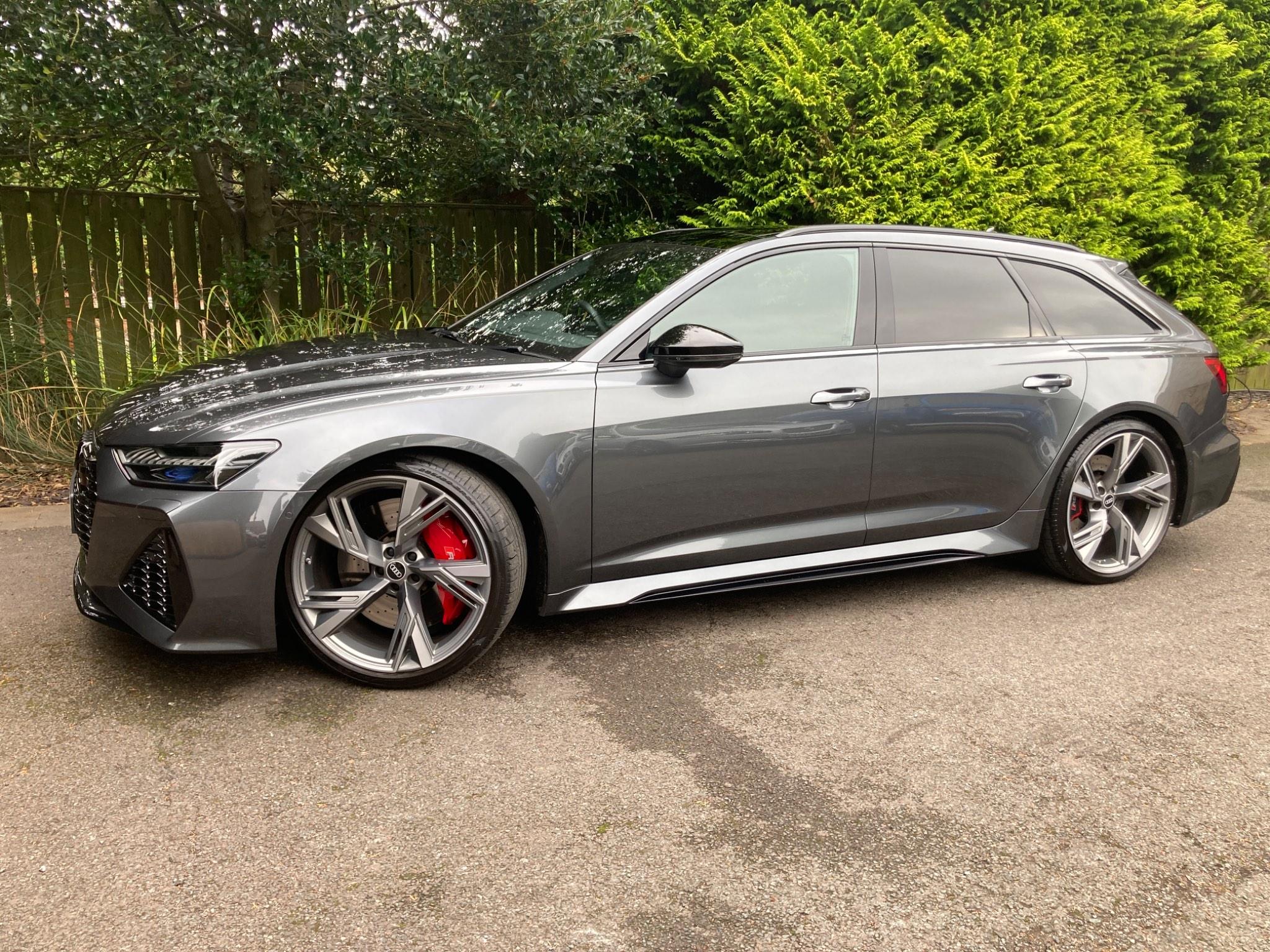 Audi RS6 view 7