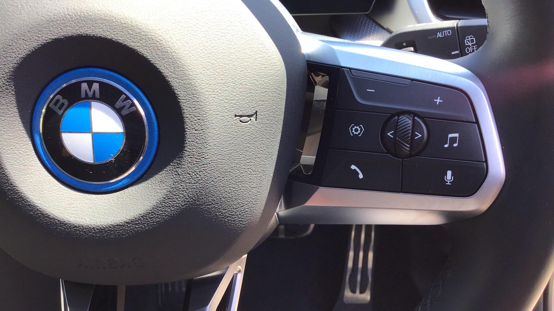 BMW iX1 view 18