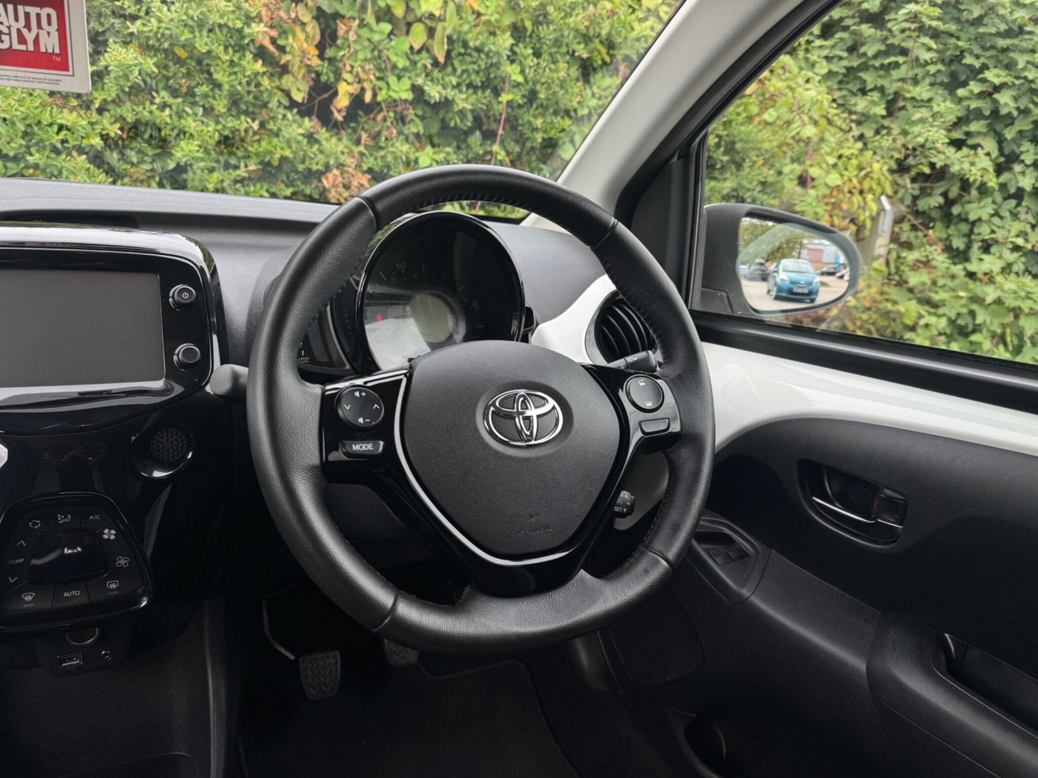 Toyota Aygo view 27