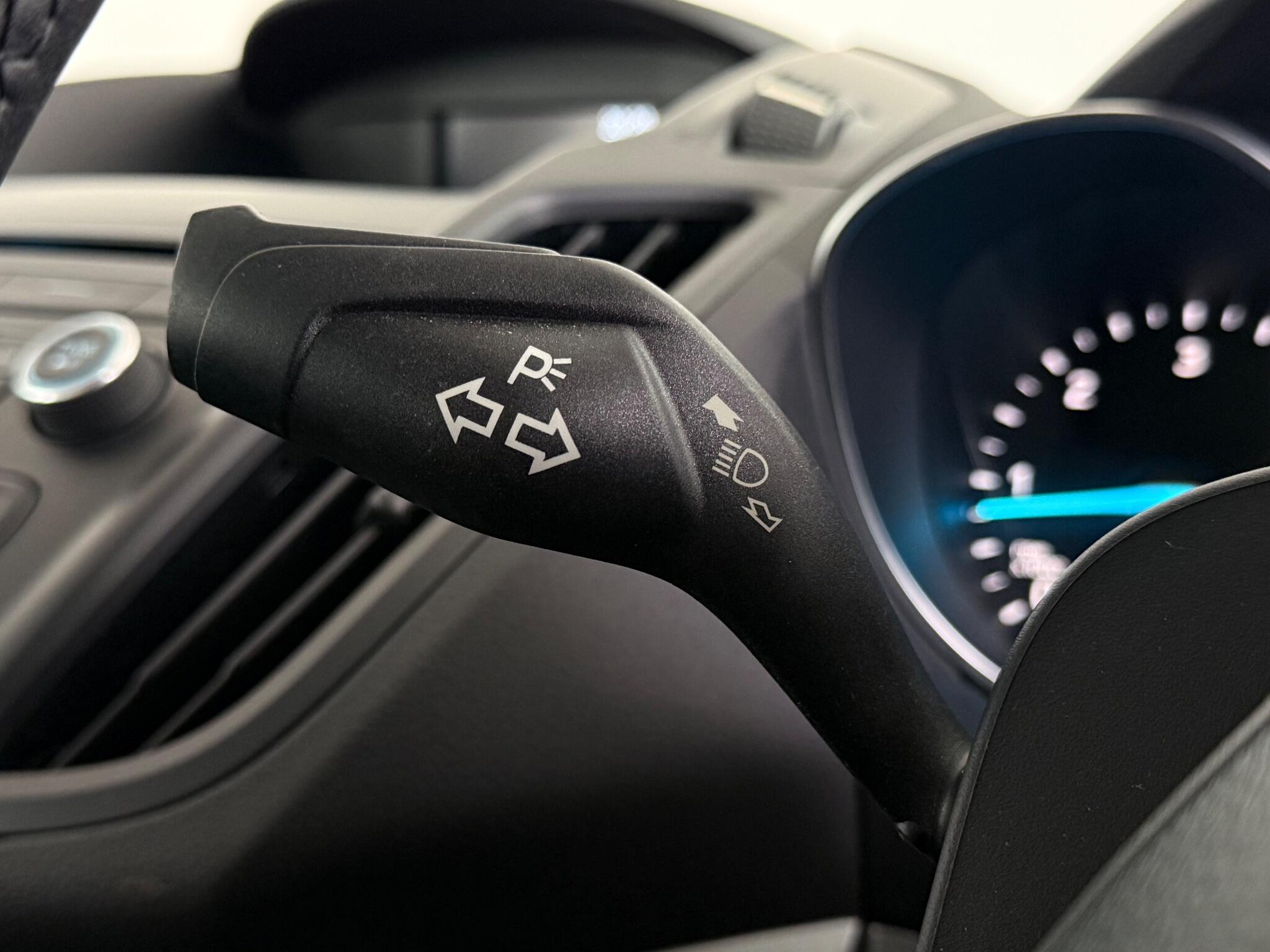 Ford Kuga view 21