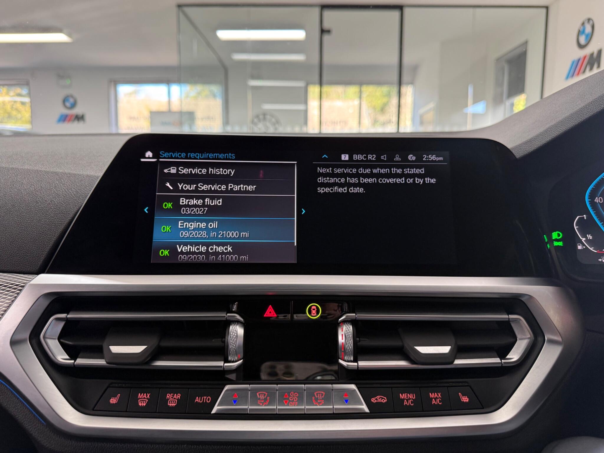 BMW 3 Series view 17