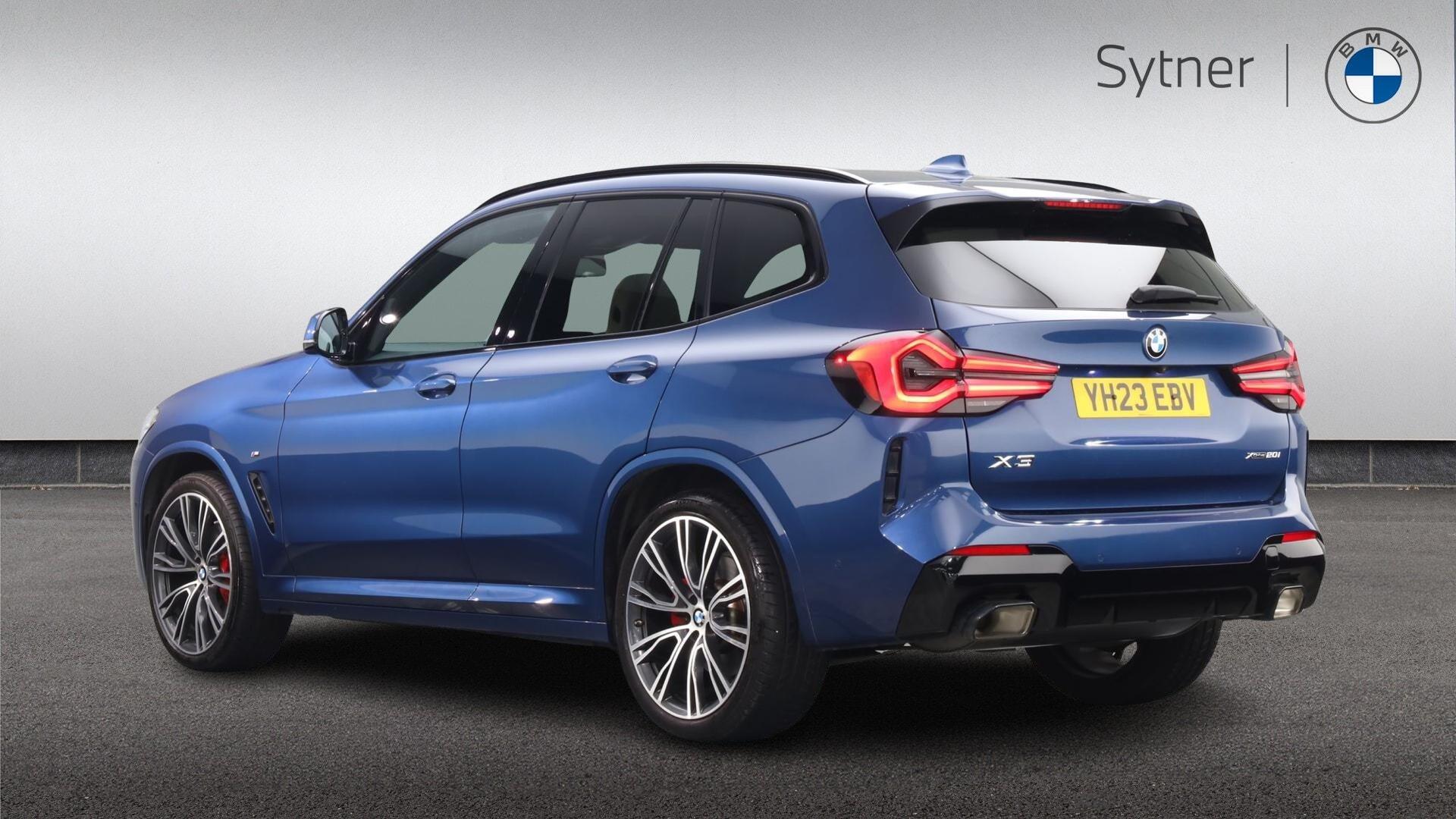 BMW X3 view 2